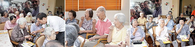 元気な口元で素敵な笑顔