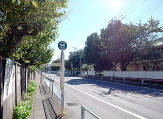 谷田小学校バス停